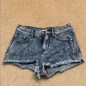 Bullhead High rise cut off shorts
